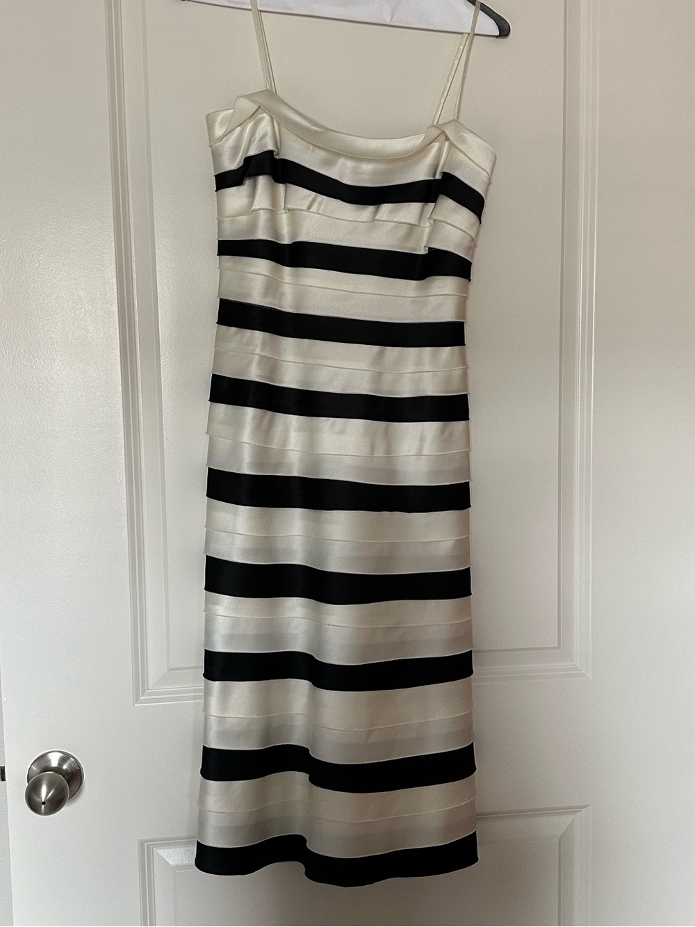 Bcbg maxazra striped midi dress
